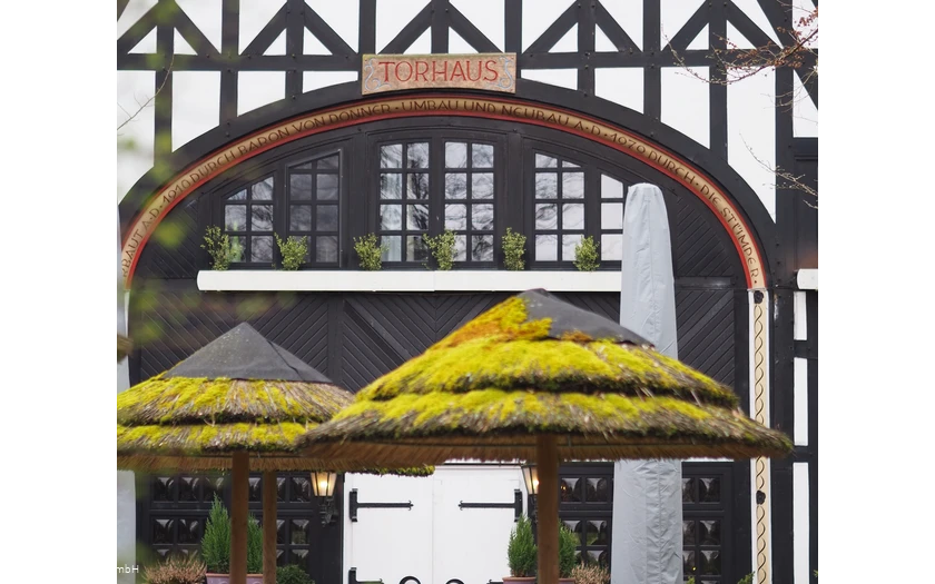 Torhaus außen.JPG Torhaus außen.JPG