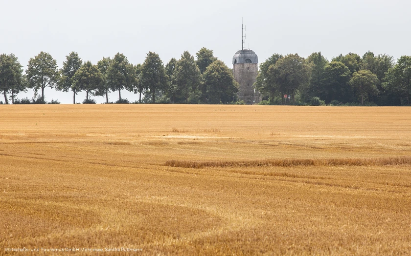 Bismarckturm Möhnesee weit