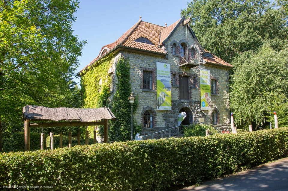 Gebäude Landschaftsinformationszentrum (Liz)